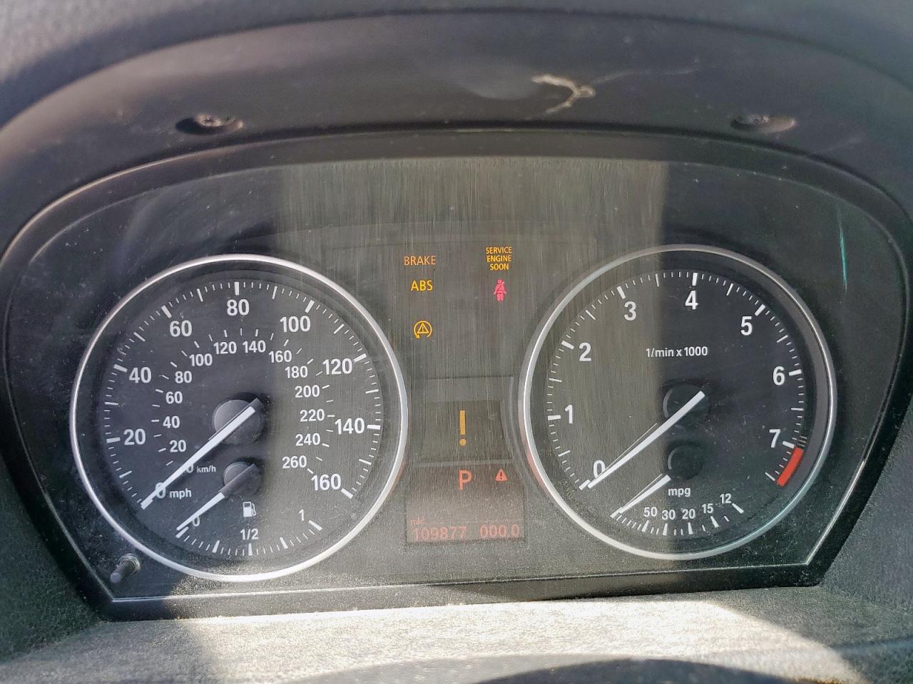 BMW 3 Series I Image 10