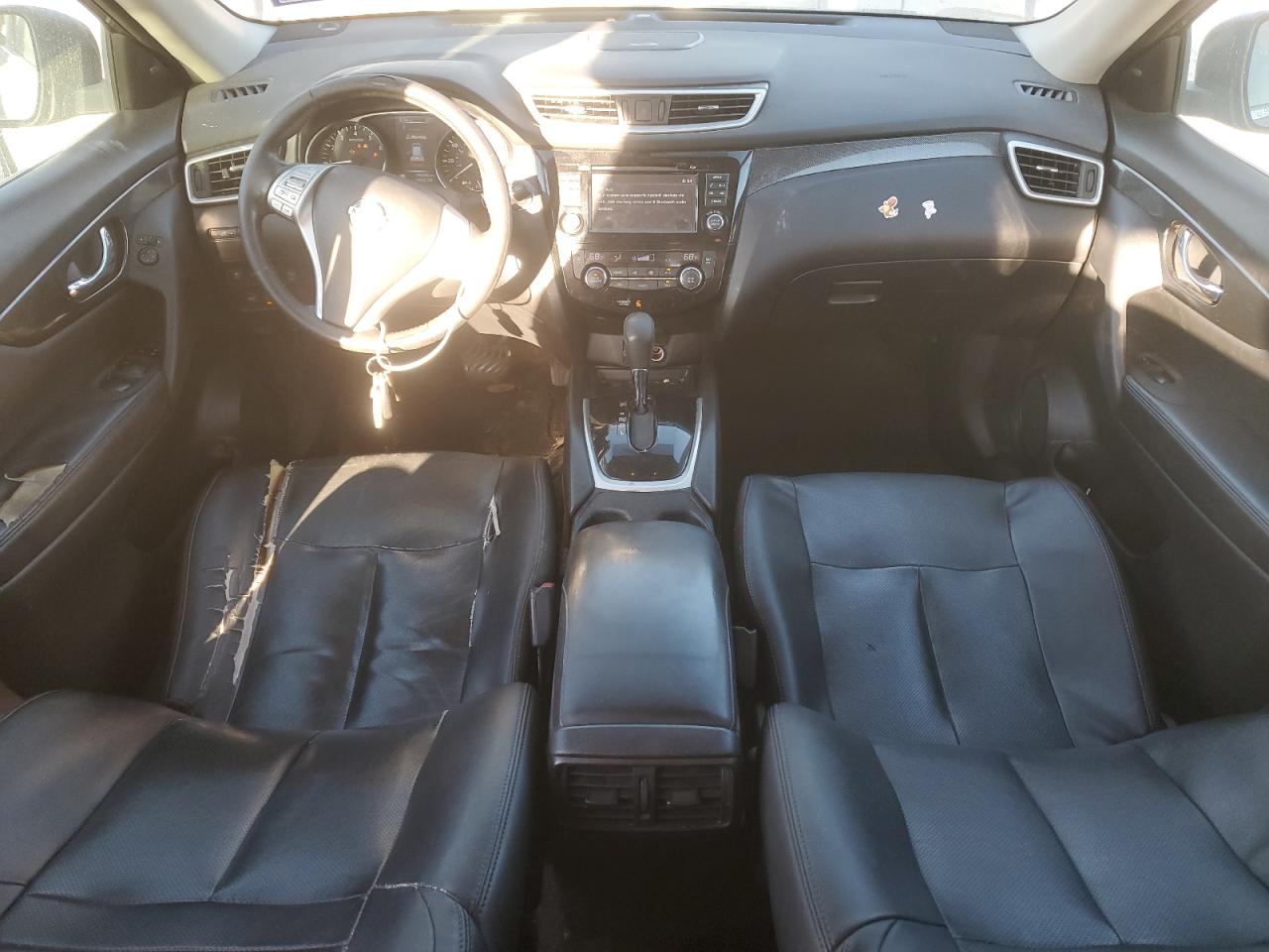 Nissan Rogue S Image 3