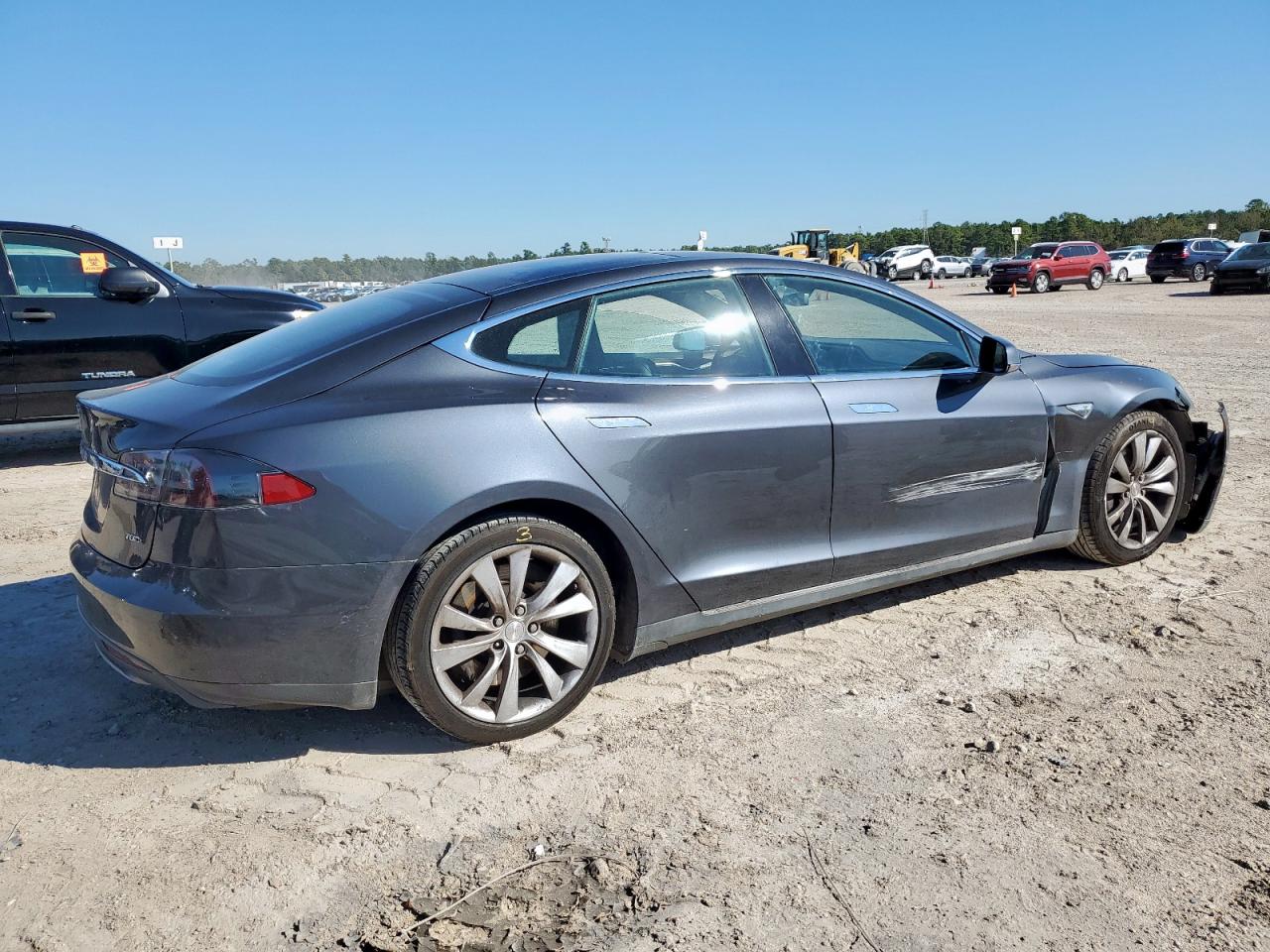 Tesla Model S Image 3