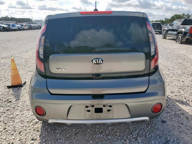 Kia Soul + Image 11