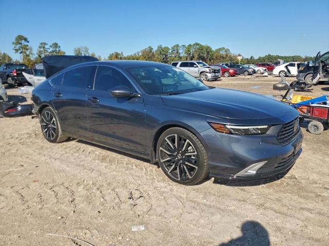 Honda Accord Touring Hybrid Image 6