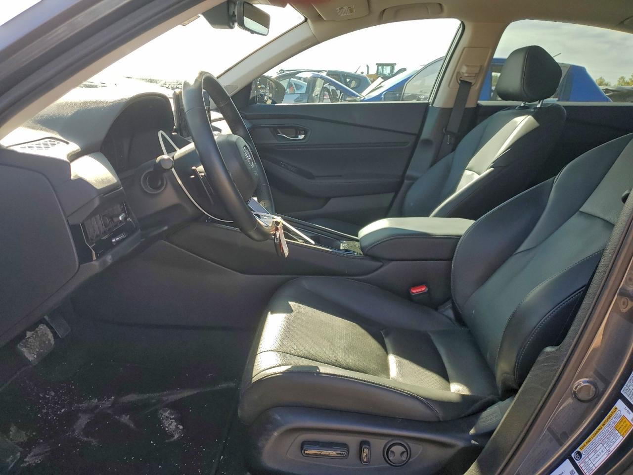 Honda Accord Touring Hybrid Image 7