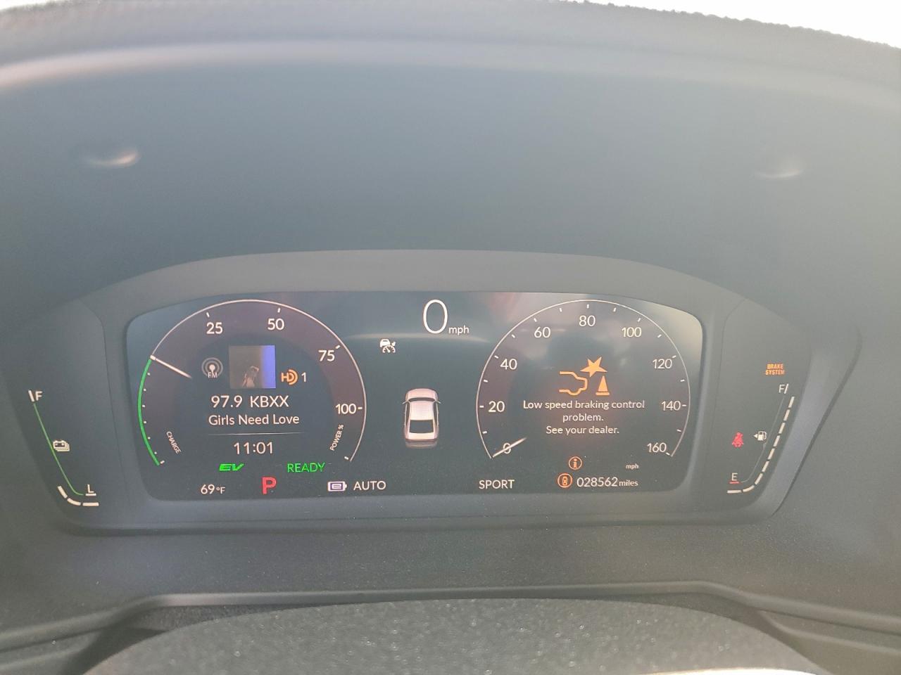 Honda Accord Touring Hybrid Image 3