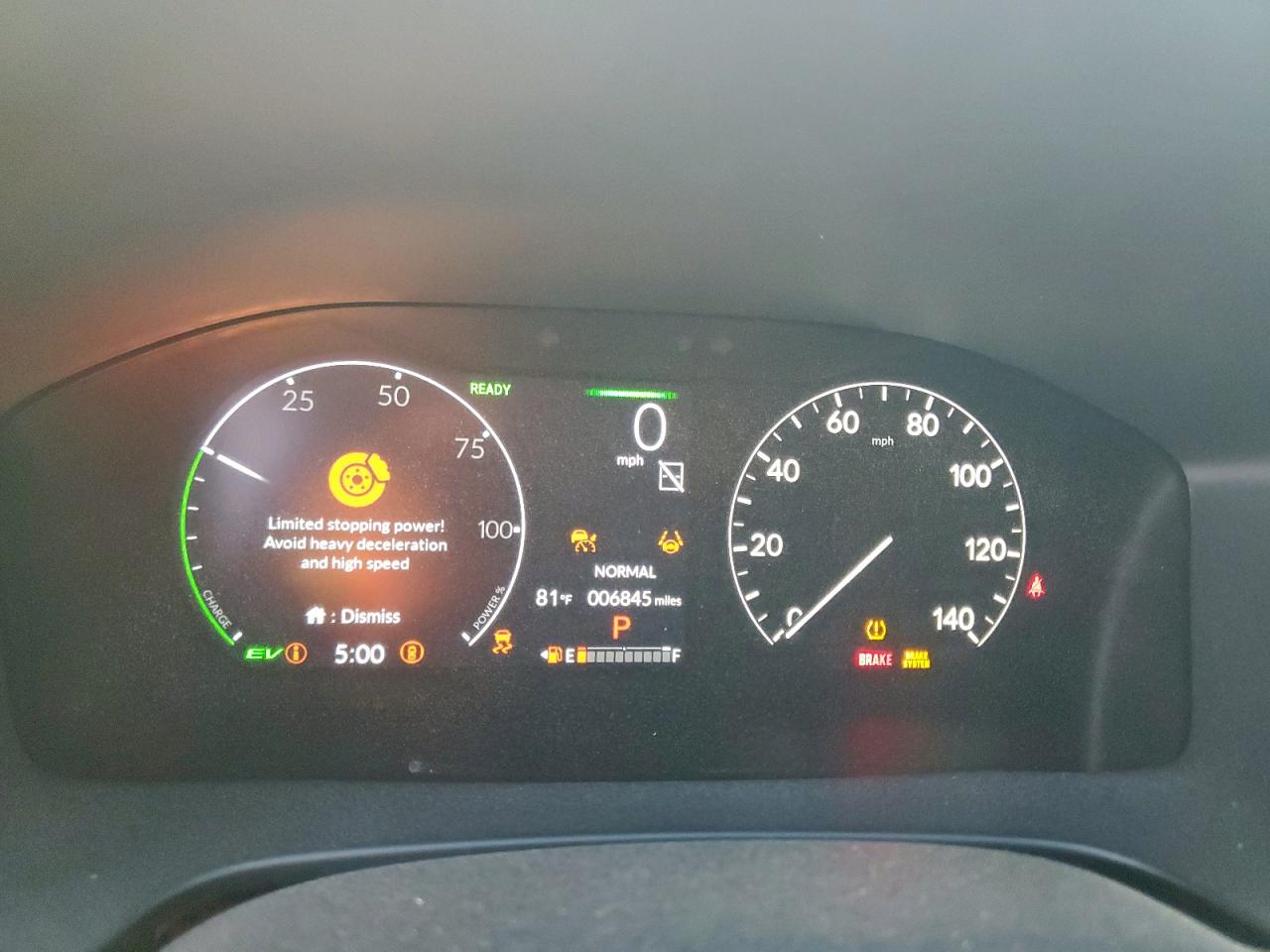 Honda Crv Sport Touring Image 11