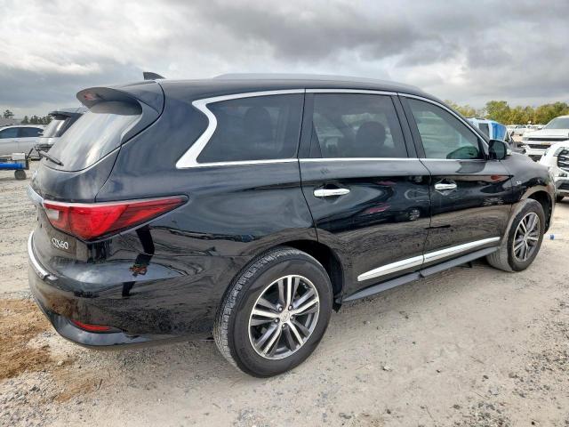 INFINITI Qx Luxe Image 3