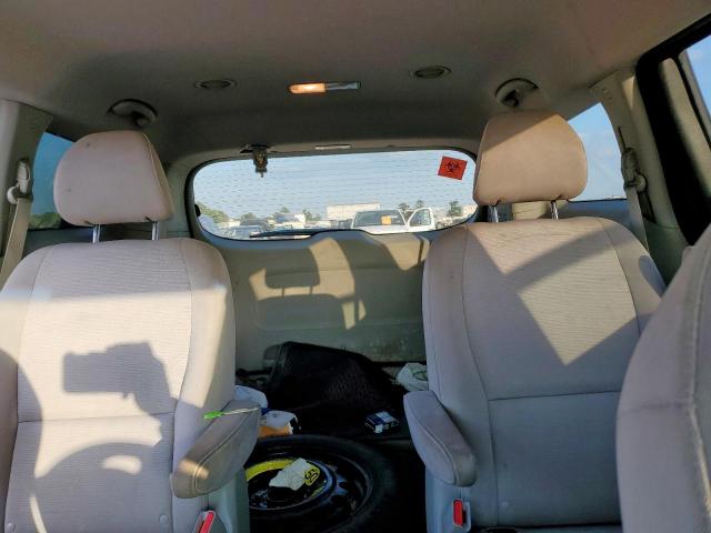 Kia Sedona Lx Image 11