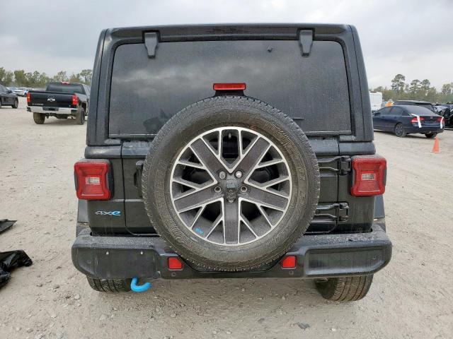 Jeep Wrangler Sahara 4xe Image 7