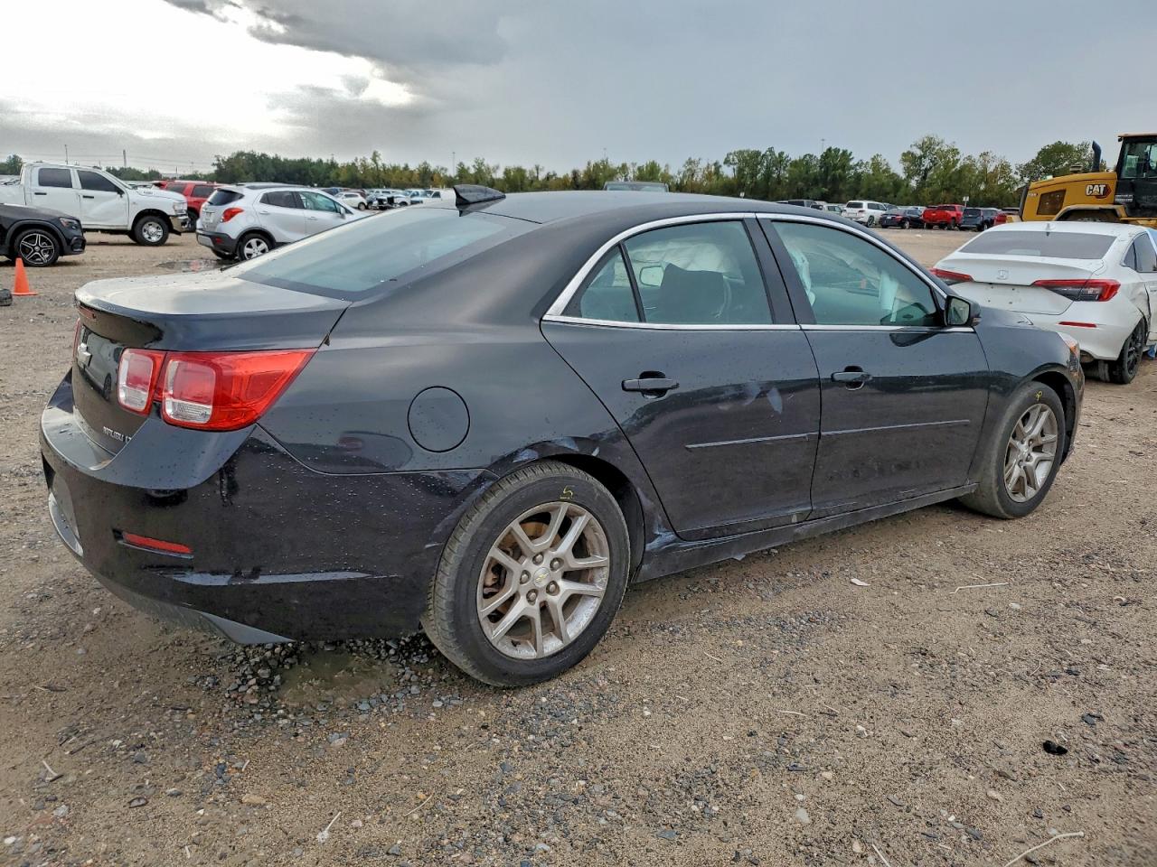 Chevrolet Malibu 1lt Image 2