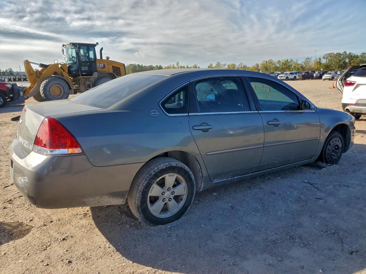 Chevrolet Impala Lt Image 2