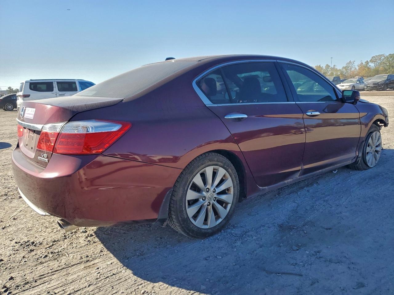 Honda Accord Touring Image 4