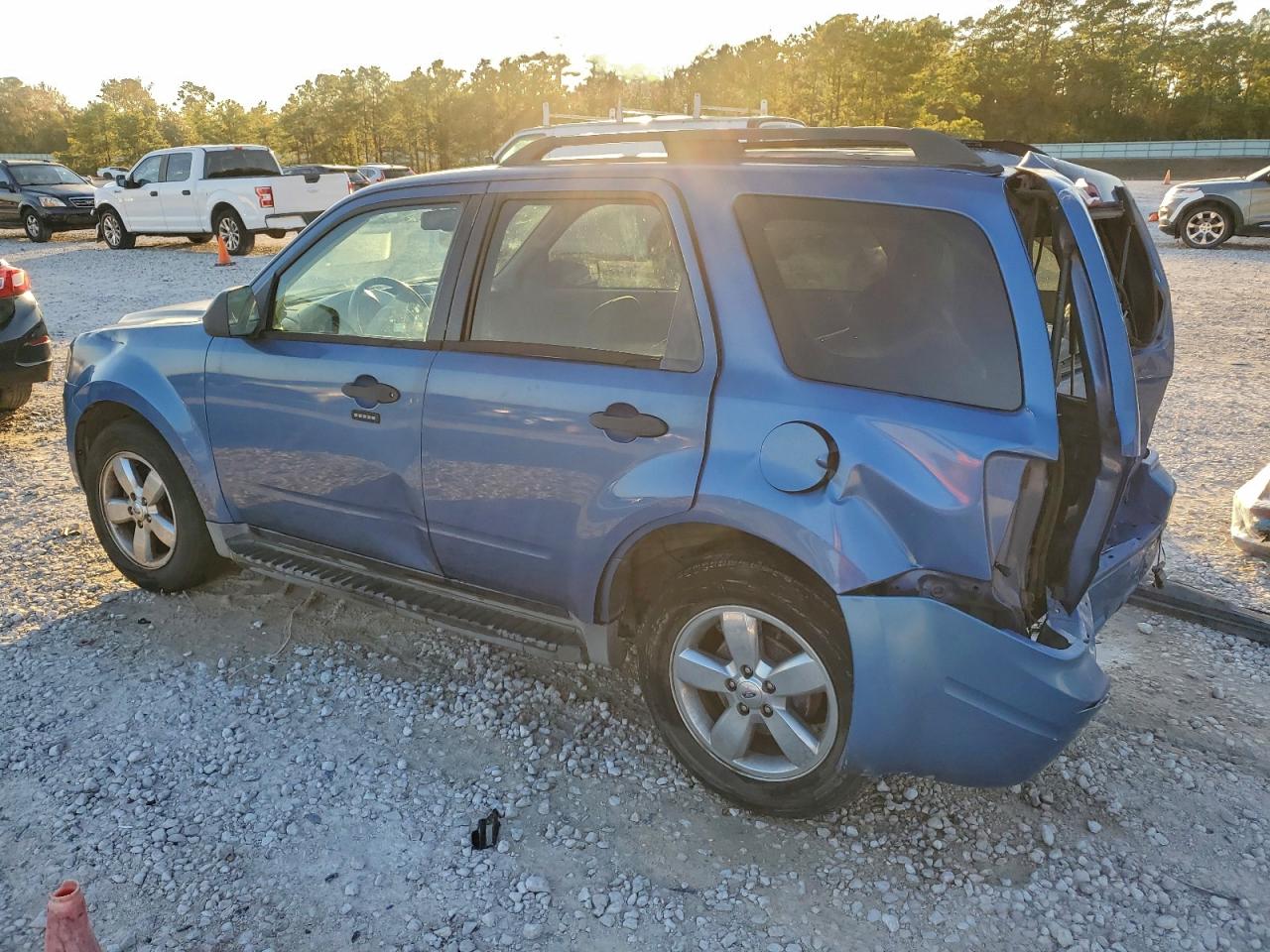 Ford Escape Xlt Image 3