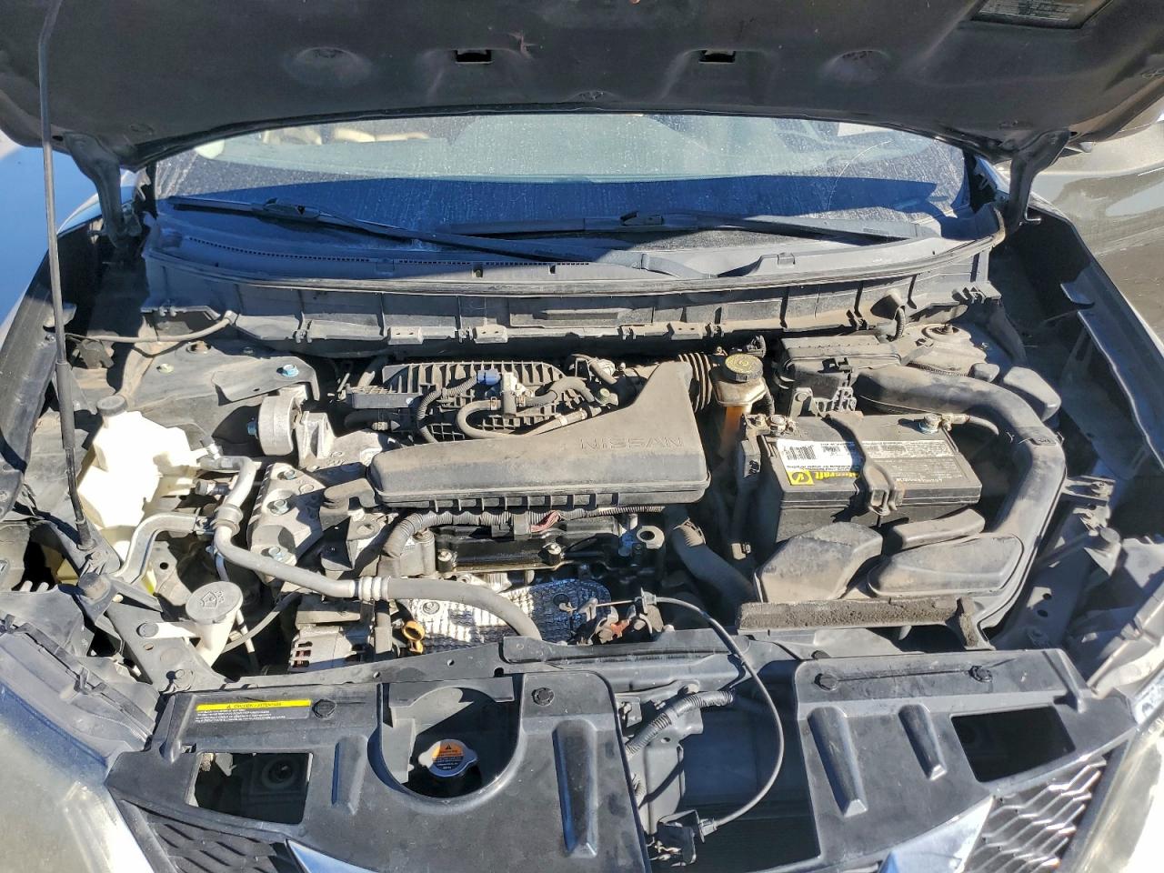 Nissan Rogue S Image 7