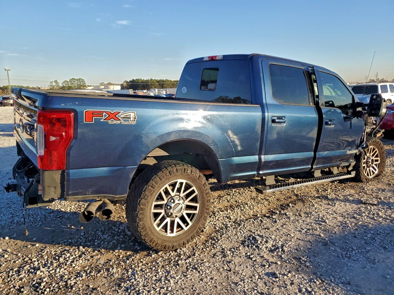 Ford F-250 Super Duty Image 4