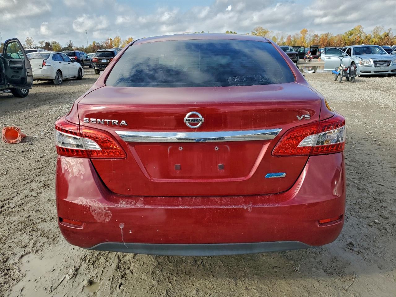 Nissan Sentra S Image 11