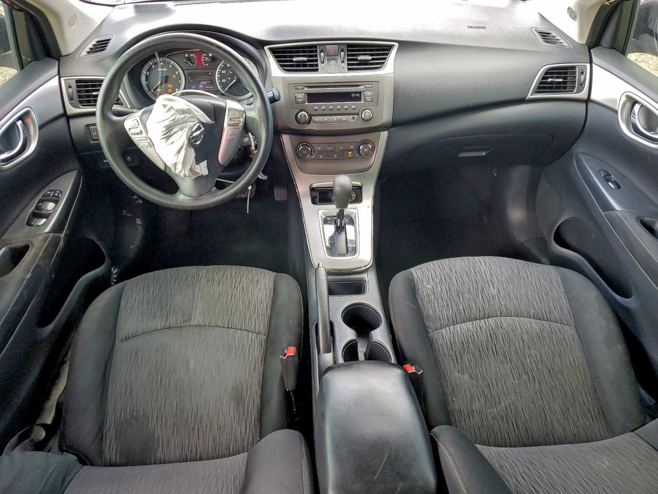 Nissan Sentra S Image 12
