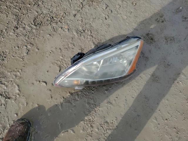 Nissan Sentra S Image 4