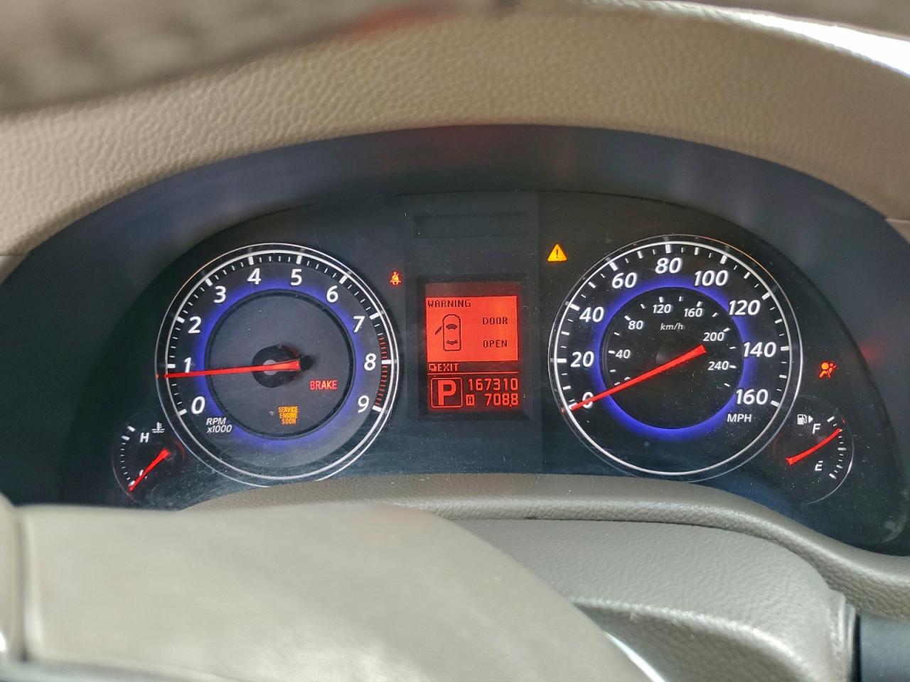 INFINITI G37 Base Image 7