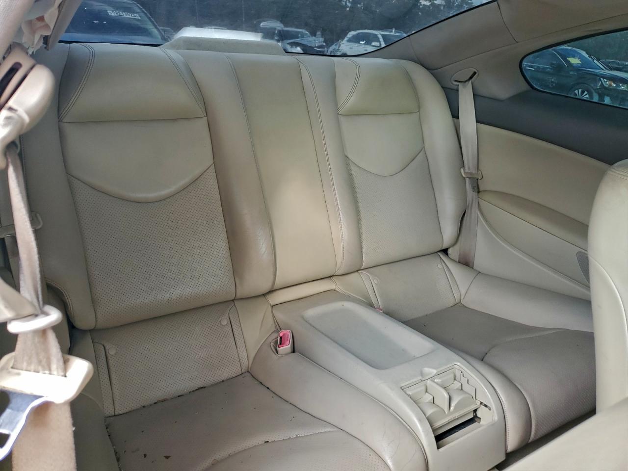 INFINITI G37 Base Image 9