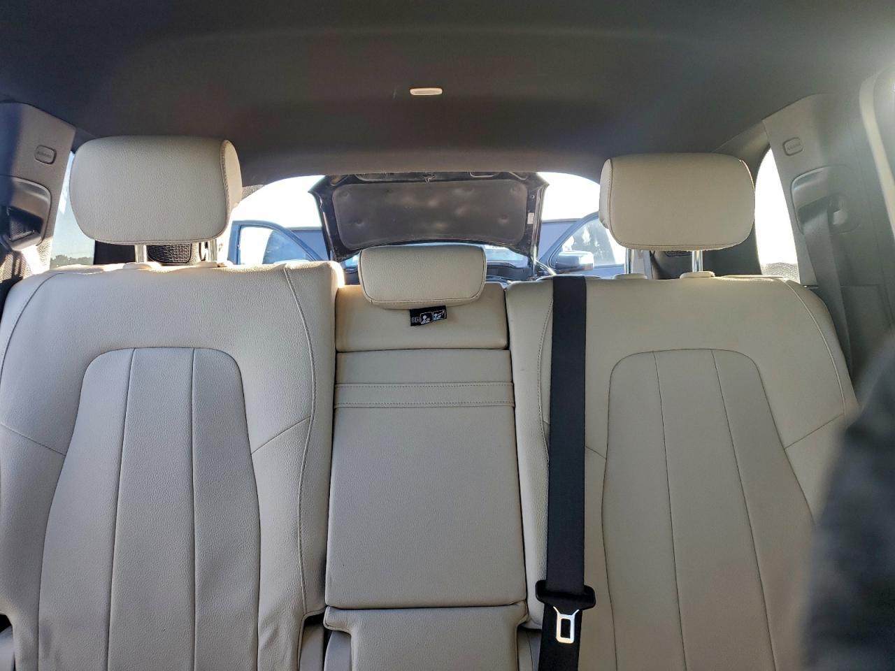 Mercedes-Benz GLB 250 4matic Image 7