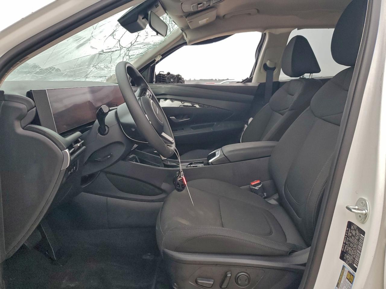 Hyundai TUCSON Sel Image 2