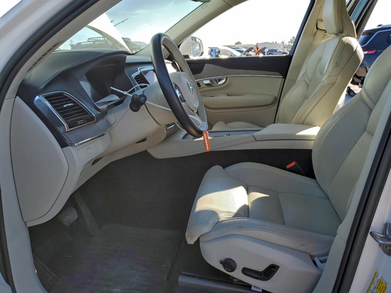 Volvo Xc90 Ultim Ultimate Image 12