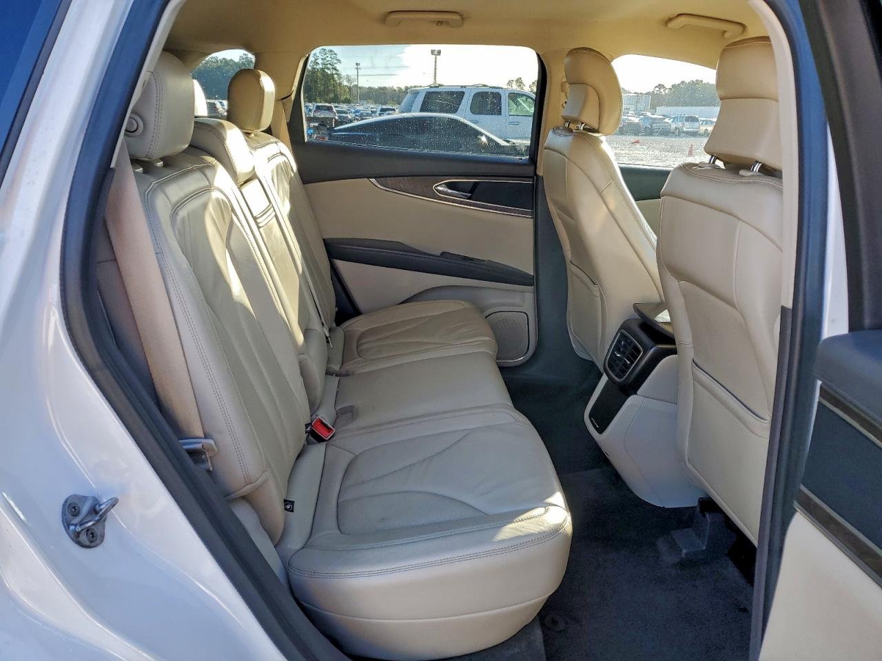 Lincoln MKX Select Image 12