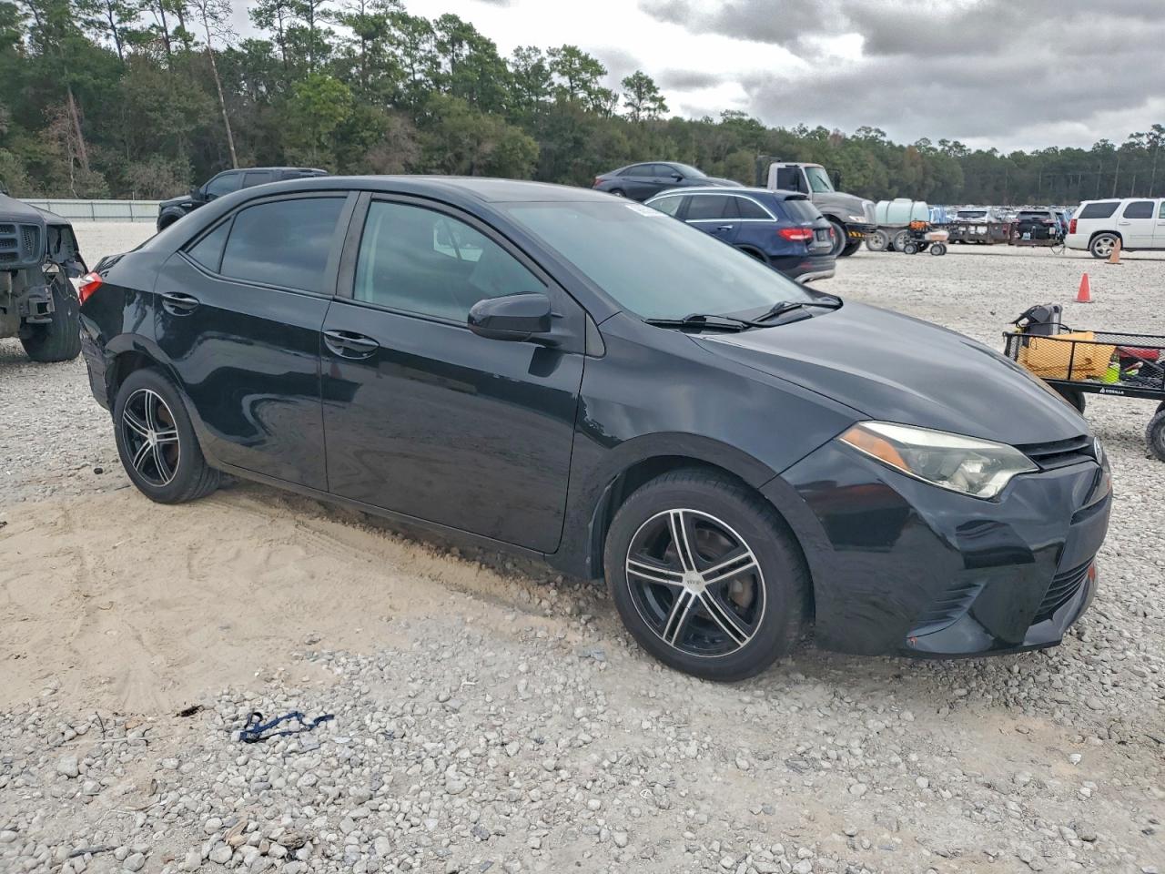 Toyota Corolla L Image 3