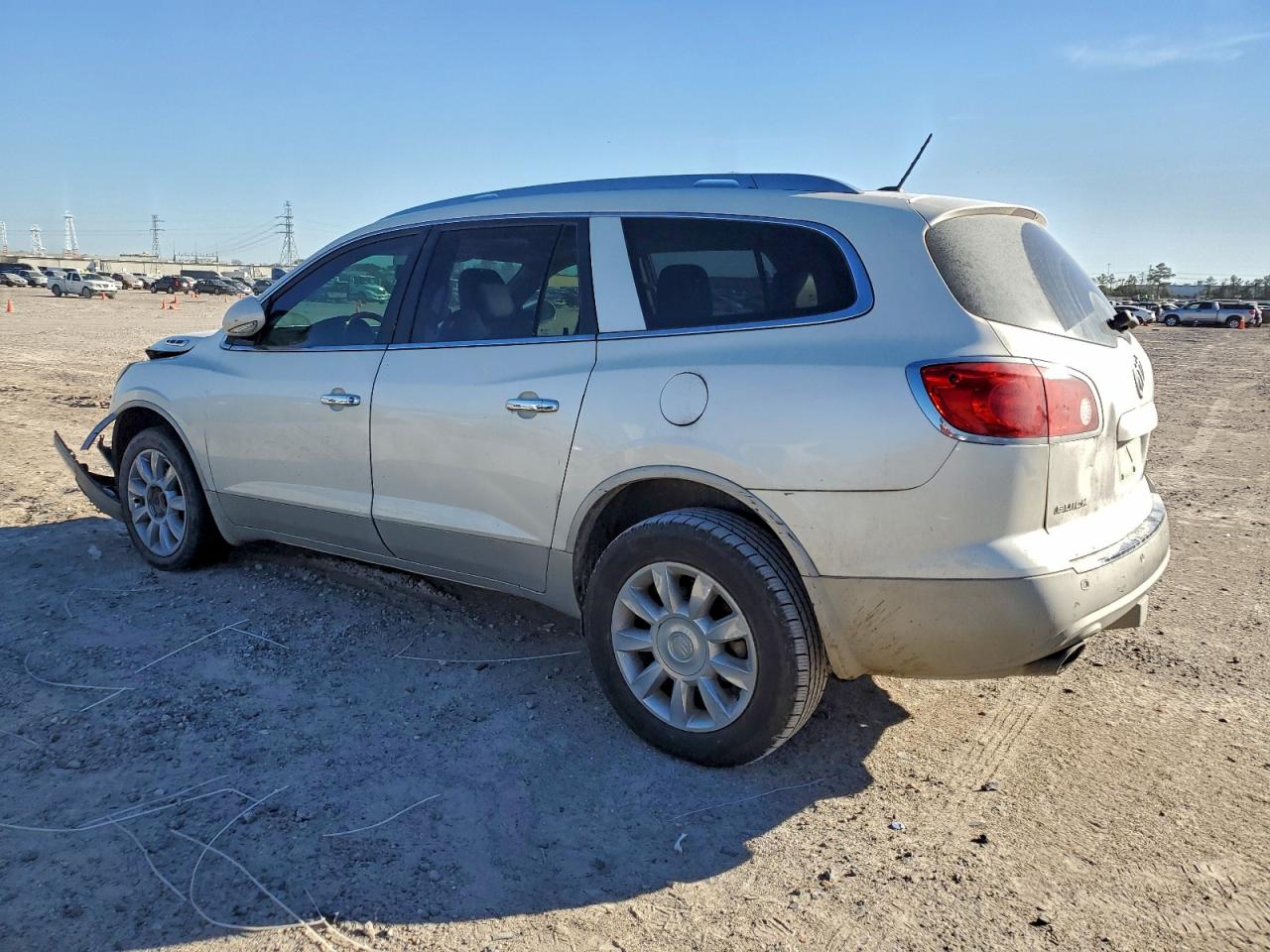 Buick Enclave Image 3