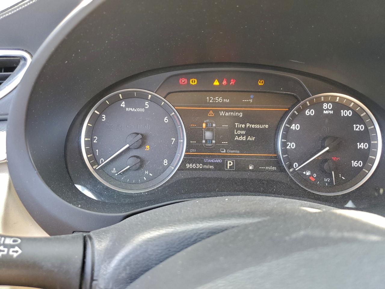 INFINITI Qx Essential Image 8