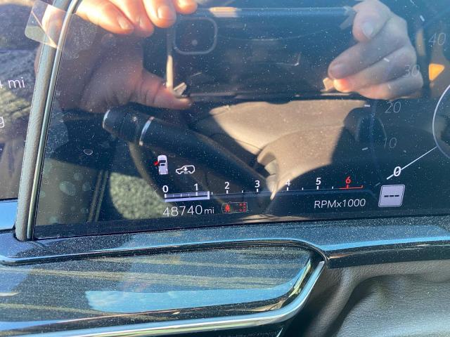 Cadillac Escalade Sport Image 5