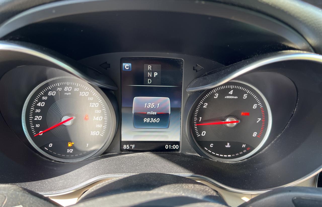 Mercedes-Benz C-Class 300 Image 8