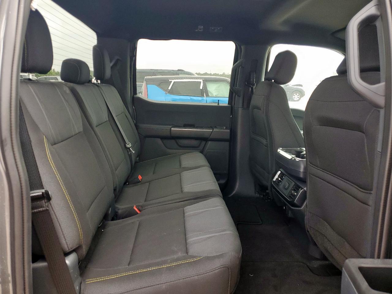 Ford F-150 Stx Image 11