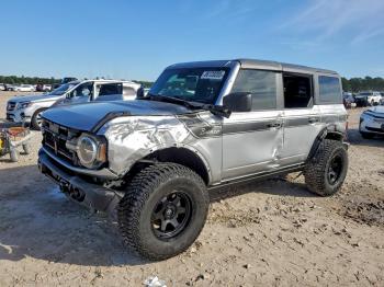  Salvage Ford Bronco