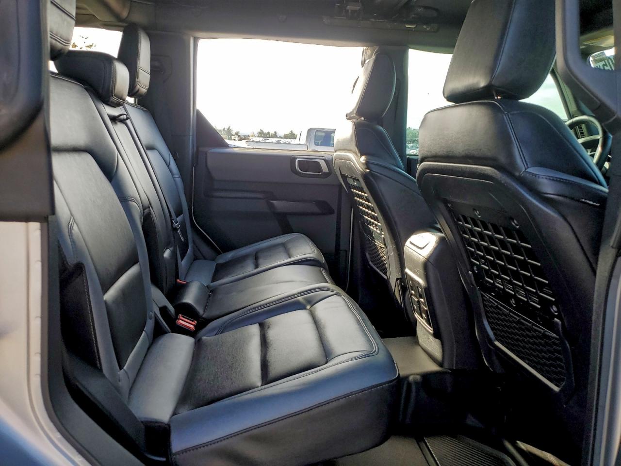 Ford Bronco Black Diamond Image 4