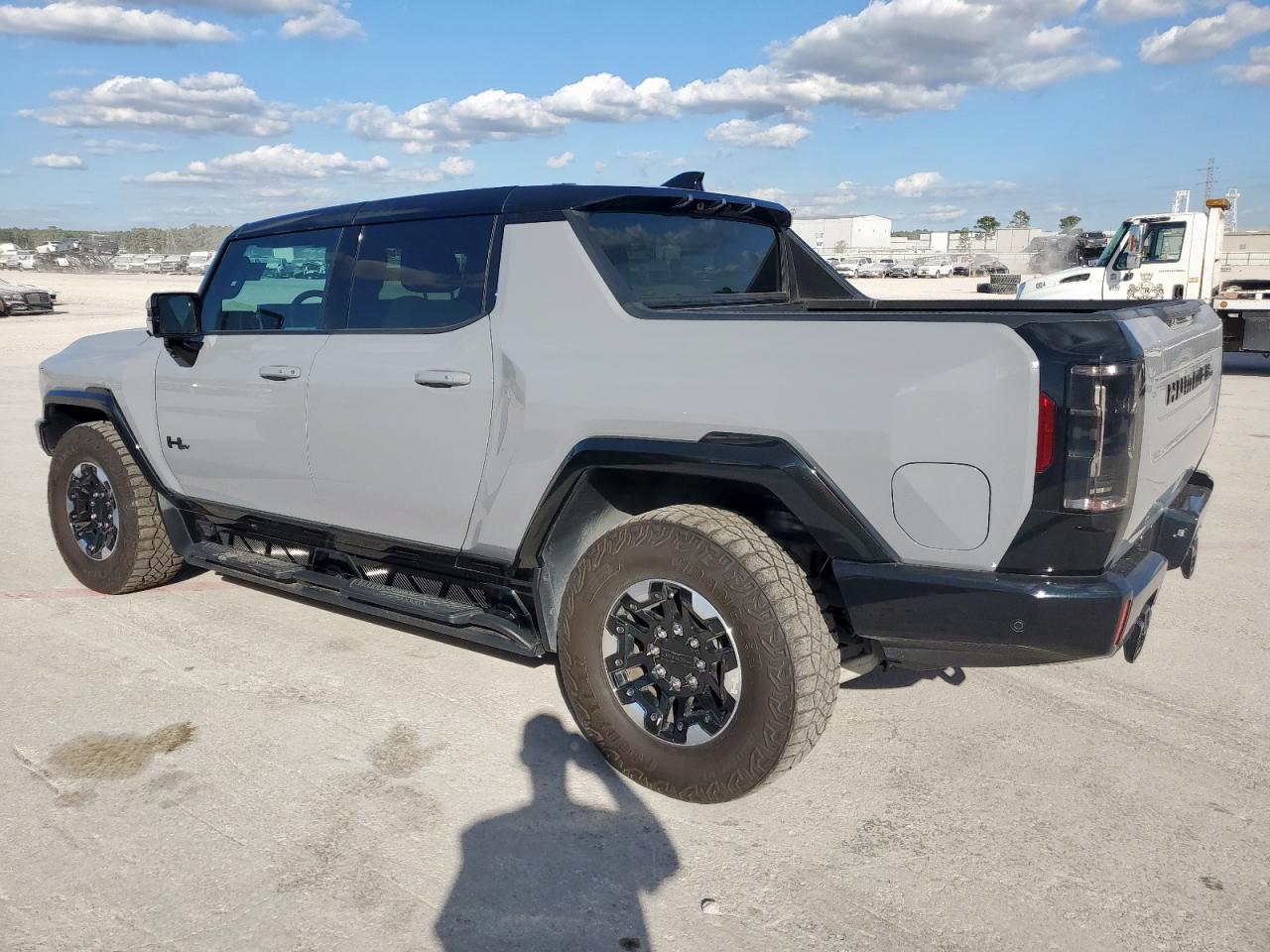GMC Hummer Pic 2x Image 4
