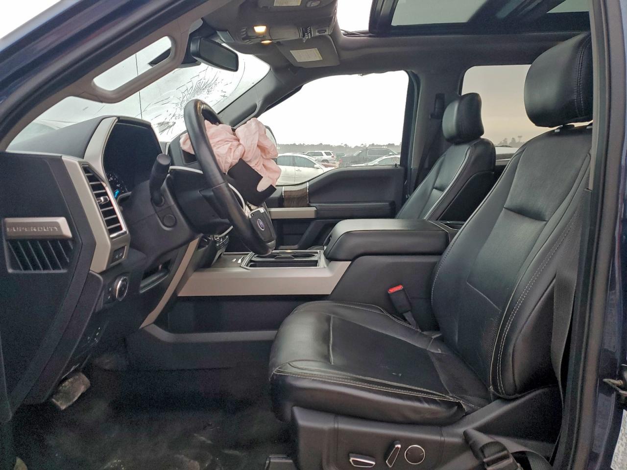 Ford F-350 Super Duty Image 7