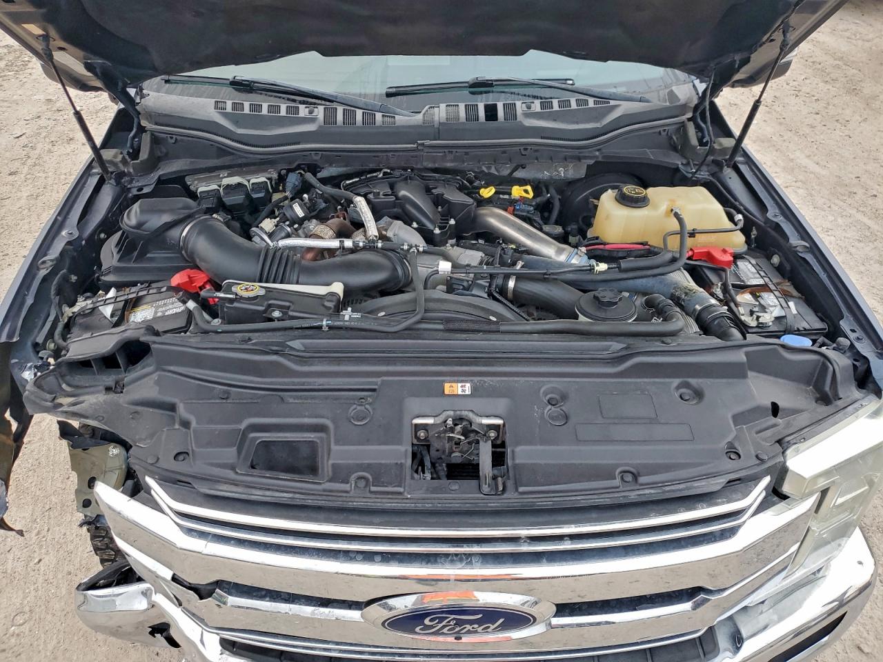 Ford F-350 Super Duty Image 5