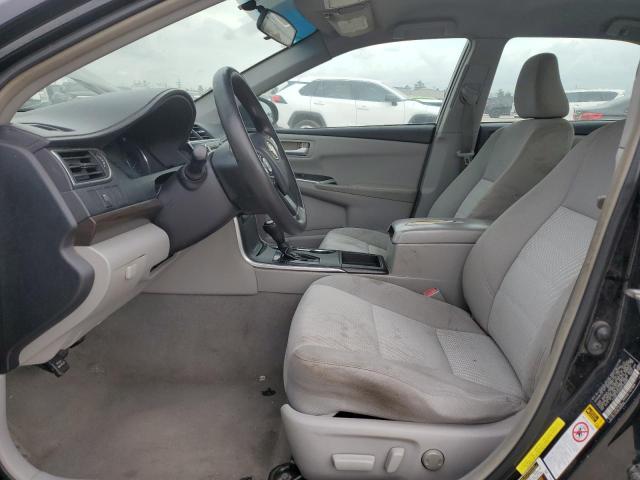 Toyota Camry Le Image 5