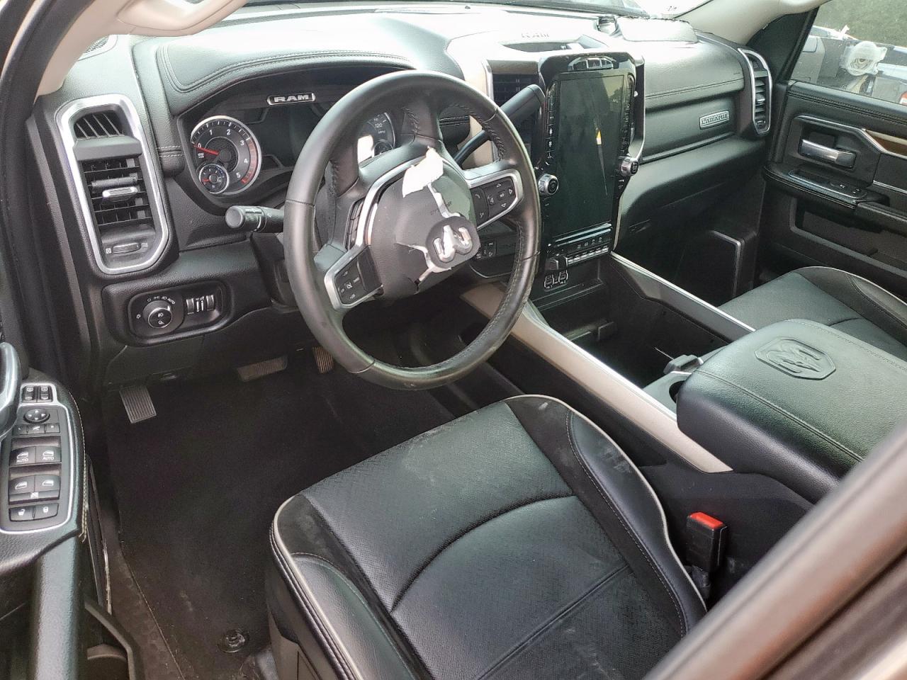 Ram 2500 Laramie Image 8