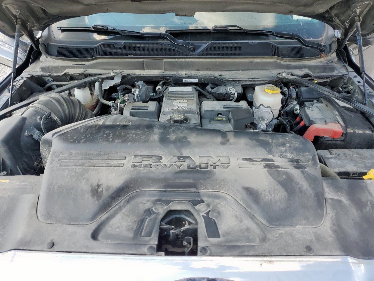 Ram 2500 Laramie Image 5