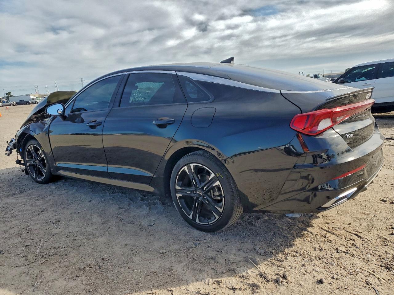 Kia K5 Gt Line Image 8