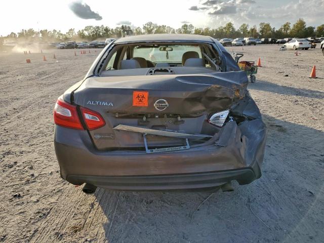 Nissan Altima 2.5 Image 6