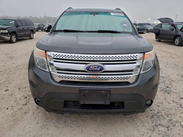 Ford Explorer Xlt Image 6