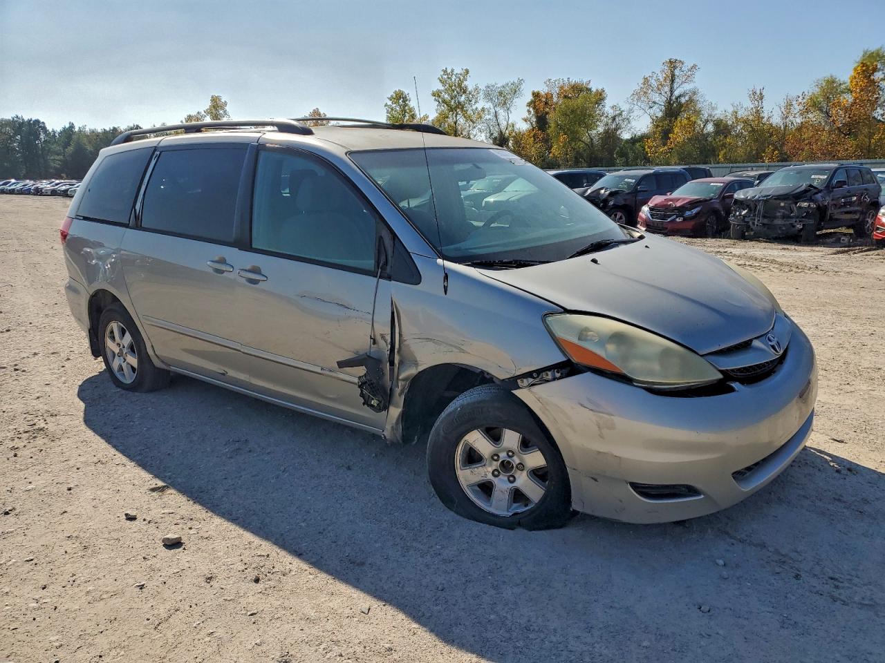 Toyota Sienna Ce Image 6