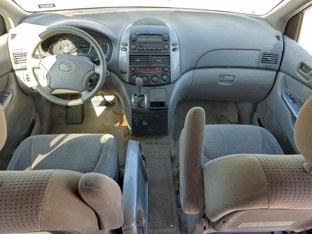 Toyota Sienna Ce Image 7