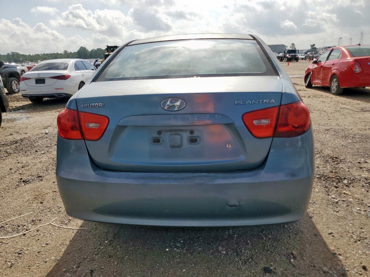Hyundai ELANTRA Gls Image 5