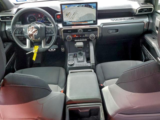 Toyota Tacoma Double Cab Image 8