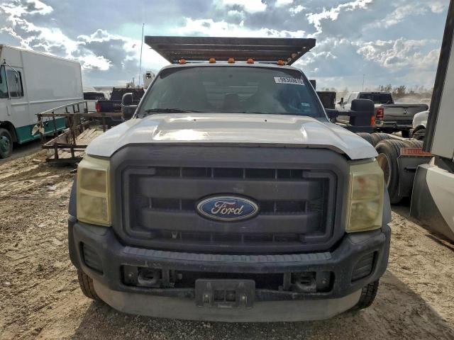 Ford F-450 Super Duty Image 6