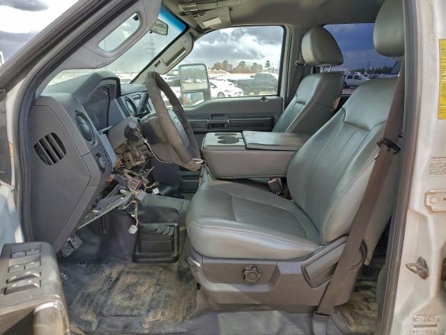 Ford F-450 Super Duty Image 11