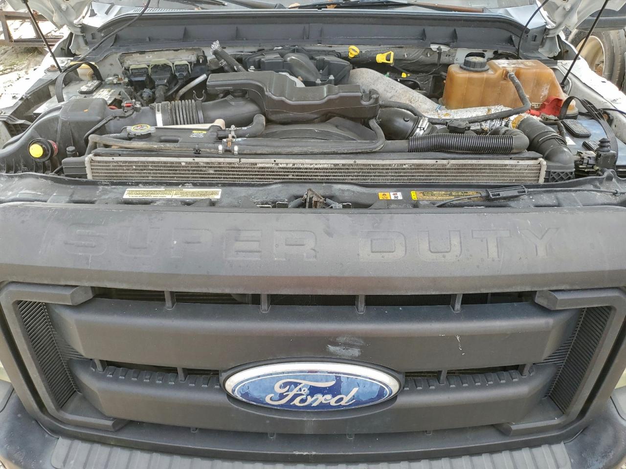 Ford F-450 Super Duty Image 12